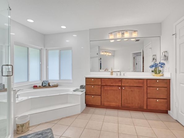 8659 Thousand Pines Circle, West Palm Beach FL 33411