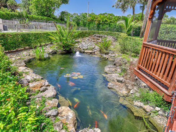 8659 Thousand Pines Circle, West Palm Beach FL 33411