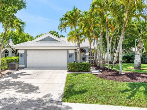 2860 Wilderness Rd, West Palm Beach FL 33409