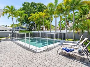 2860 Wilderness Rd, West Palm Beach FL 33409