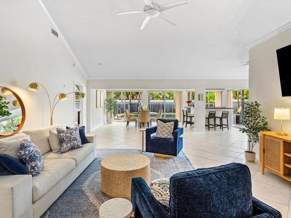 2860 Wilderness Rd, West Palm Beach FL 33409