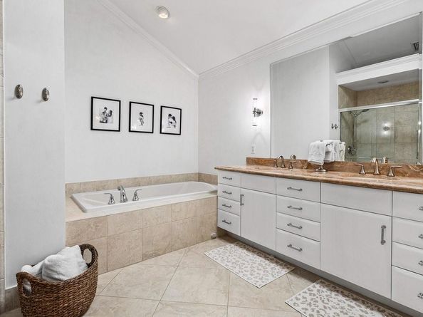 2860 Wilderness Rd, West Palm Beach FL 33409