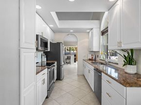 2860 Wilderness Rd, West Palm Beach FL 33409