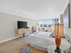 1160 N Federal Hwy 716, Fort Lauderdale FL 33304