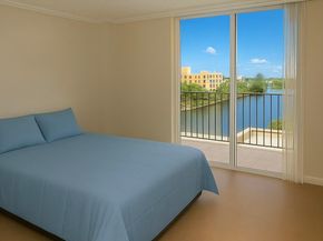 1160 N Federal Hwy 716, Fort Lauderdale FL 33304