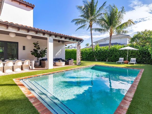 136 Santa Lucia Drive, West Palm Beach FL 33405