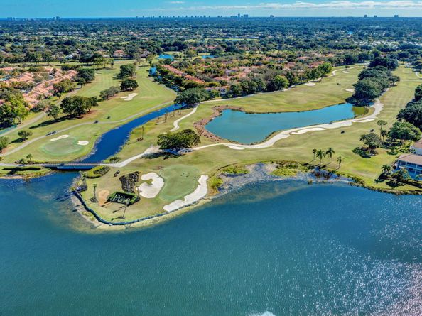 113 Brackenwood Road, Palm Beach Gardens FL 33418
