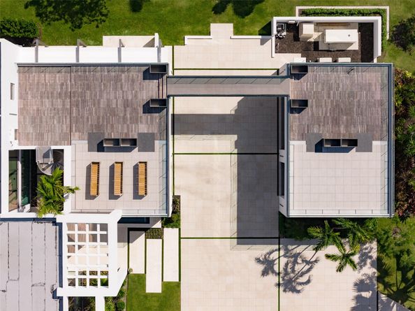 Undisclosed Address #FX-10531516, Parkland FL 33067