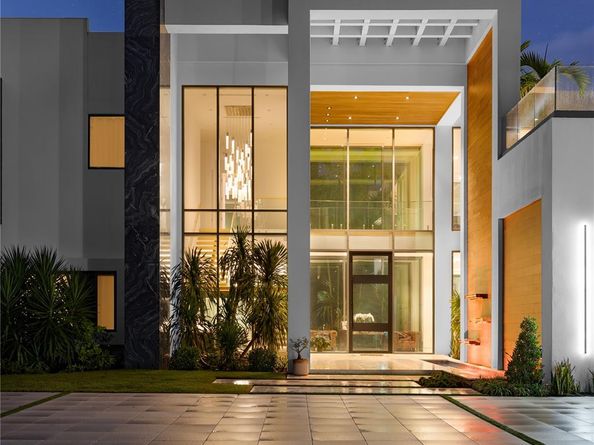 Undisclosed Address #FX-10531516, Parkland FL 33067