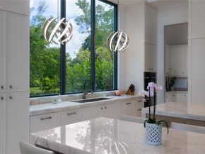 Undisclosed Address #FX-10531516, Parkland FL 33067