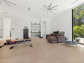 Undisclosed Address #FX-10531516, Parkland FL 33067