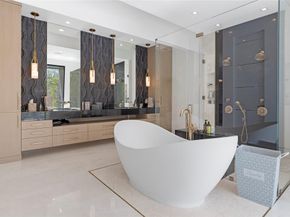 Undisclosed Address #FX-10531516, Parkland FL 33067