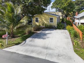 117 NE 8th St, Pompano Beach FL 33060