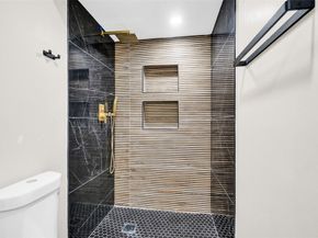 2331 Nassau Dr, Miramar FL 33023