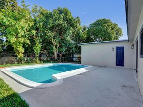 2331 Nassau Dr, Miramar FL 33023