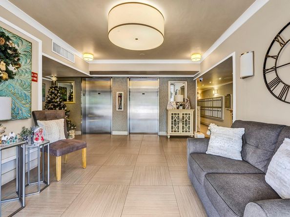 4015 W Palm Aire Dr 402, Pompano Beach FL 33069