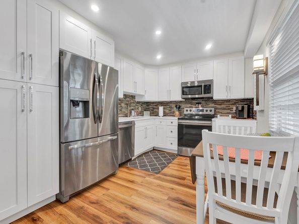 4015 W Palm Aire Dr 402, Pompano Beach FL 33069