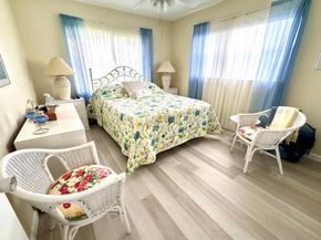 160 Coventry G, West Palm Beach FL 33417