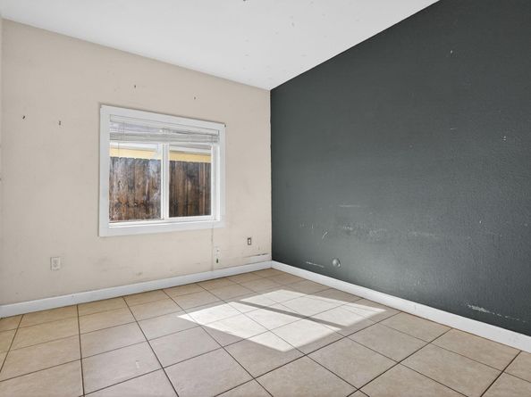 6351 NW 31st Ct, Miami FL 33147