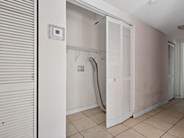 6351 NW 31st Ct, Miami FL 33147