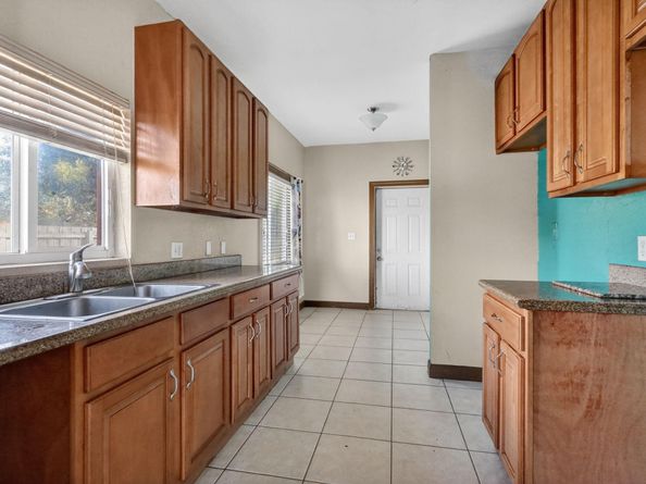 6351 NW 31st Ct, Miami FL 33147