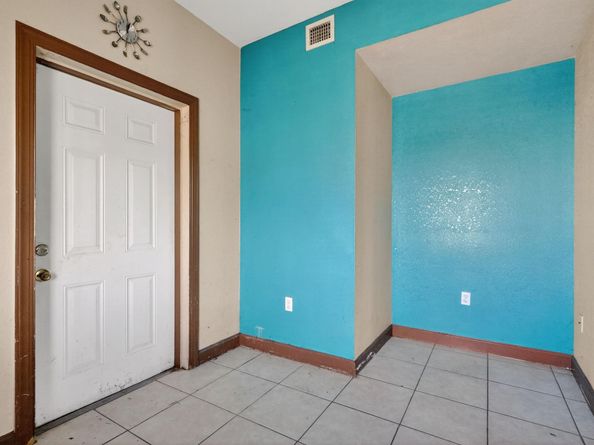 6351 NW 31st Ct, Miami FL 33147