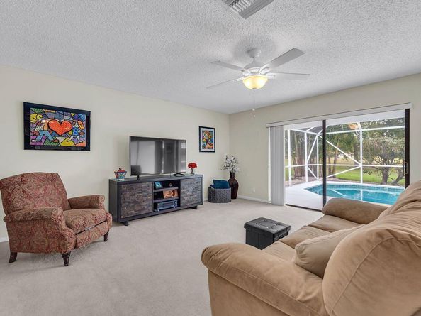 19699 Boca Greens Drive, Boca Raton FL 33498