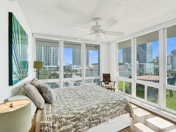 524 Orton Ave 702, Fort Lauderdale FL 33304