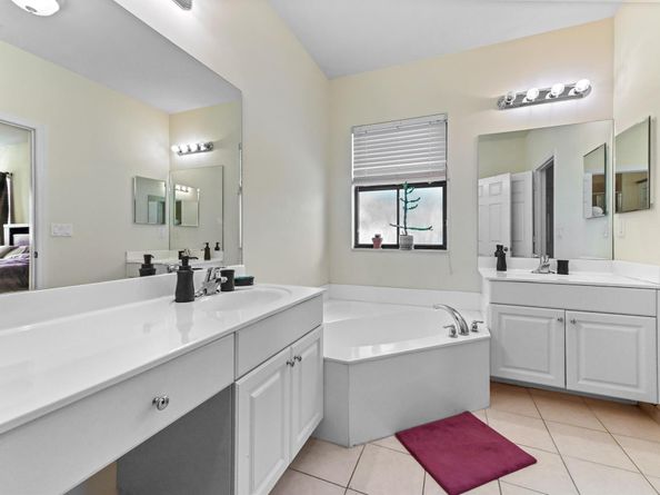 4727 Preserve Street, Coconut Creek FL 33073