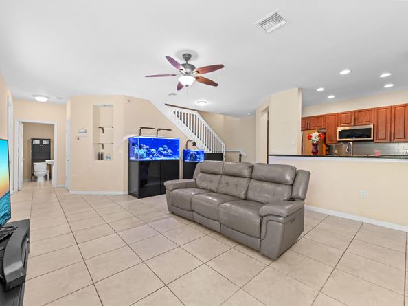 4727 Preserve Street, Coconut Creek FL 33073