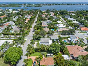 302 E Lakewood Road, West Palm Beach FL 33405