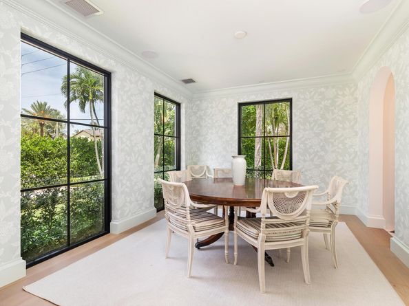 302 E Lakewood Road, West Palm Beach FL 33405