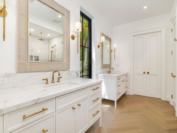 302 E Lakewood Road, West Palm Beach FL 33405