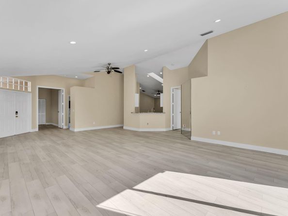 8600 Floralwood Dr, Boca Raton FL 33433