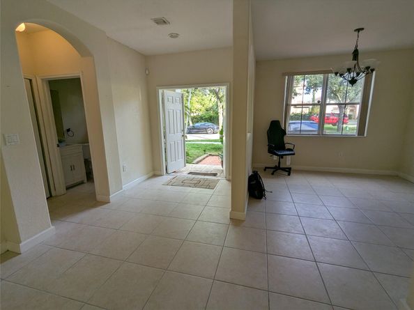 3822 SW 171st Ave, Miramar FL 33027