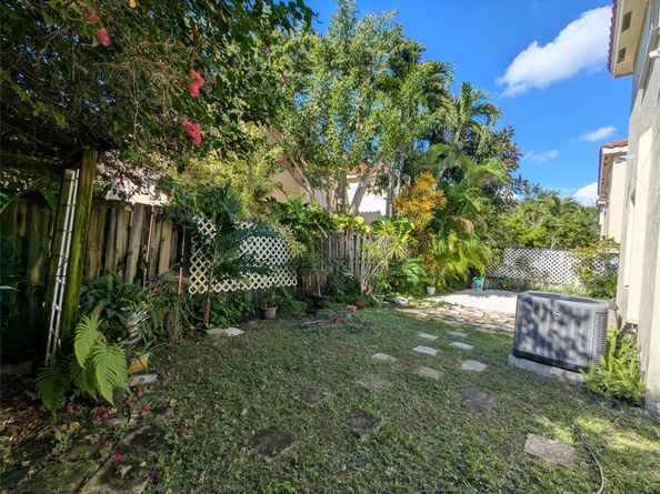 3822 SW 171st Ave, Miramar FL 33027