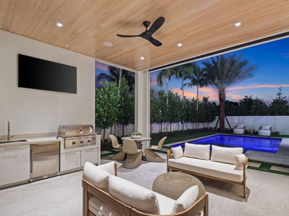 340 Grove Place, Delray Beach FL 33444