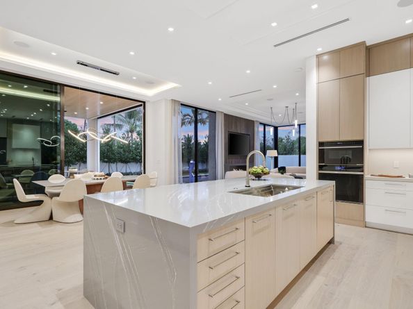 340 Grove Place, Delray Beach FL 33444