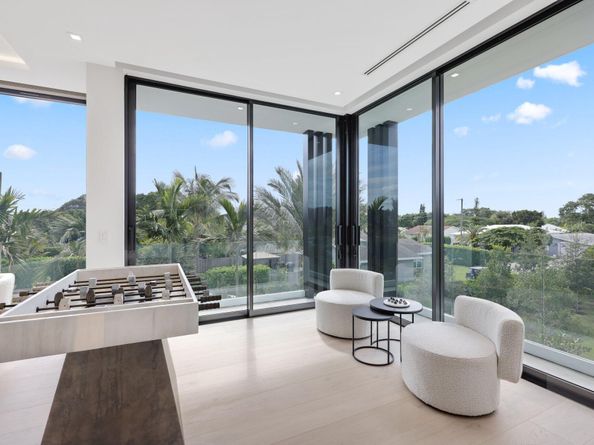 340 Grove Place, Delray Beach FL 33444