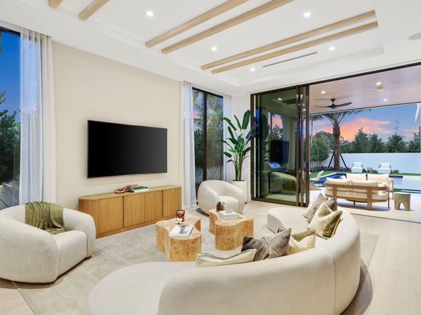 340 Grove Place, Delray Beach FL 33444