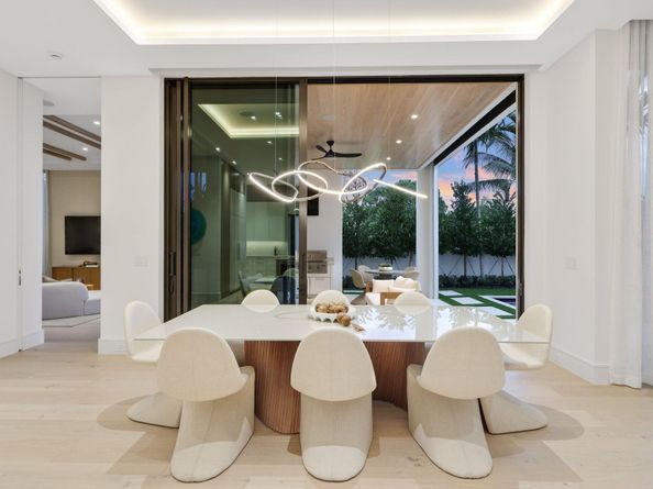 340 Grove Place, Delray Beach FL 33444