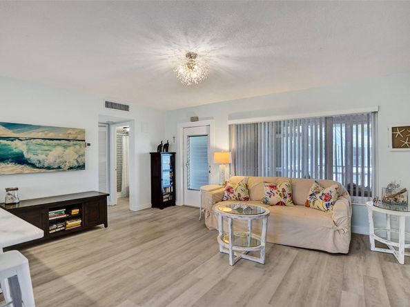 4848 NE 23 Avenue 9C, Fort Lauderdale FL 33308