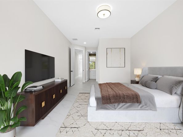 1215 N Victoria Park Rd, Fort Lauderdale FL 33304