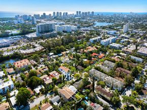 1215 N Victoria Park Rd, Fort Lauderdale FL 33304