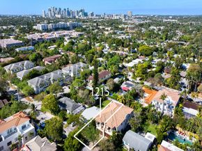 1215 N Victoria Park Rd, Fort Lauderdale FL 33304