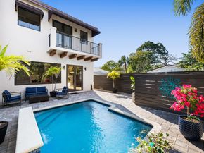 1215 N Victoria Park Rd, Fort Lauderdale FL 33304