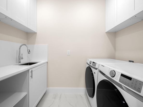 1215 N Victoria Park Rd, Fort Lauderdale FL 33304