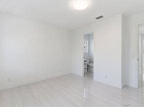 1170 Chenille Cir, Weston FL 33327