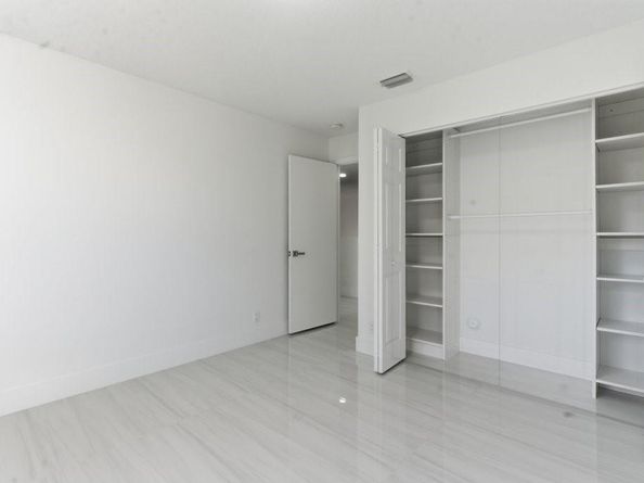 1170 Chenille Cir, Weston FL 33327