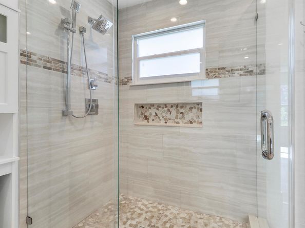 41 Tara Lakes Drive E, Boynton Beach FL 33436